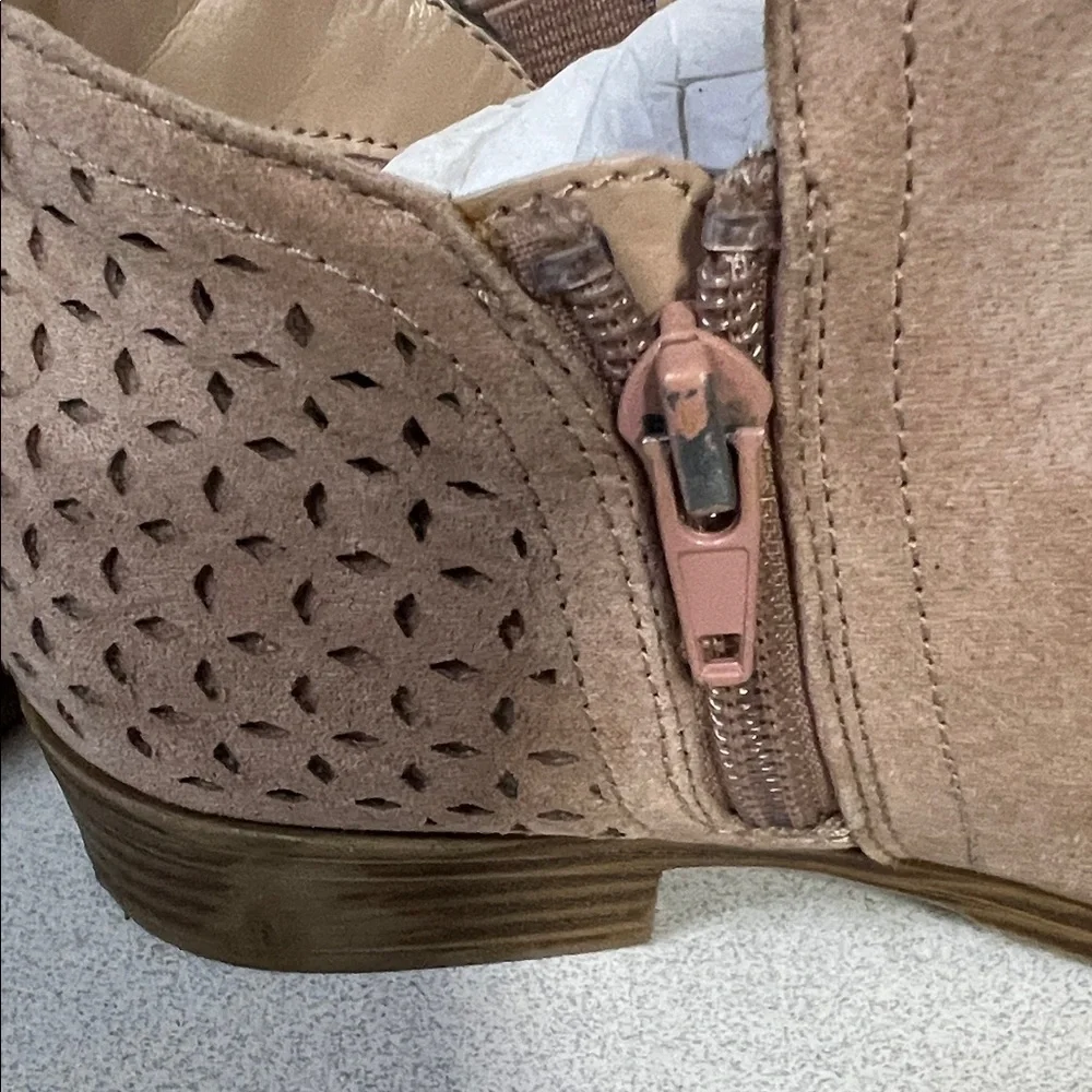 MIA stylish tan